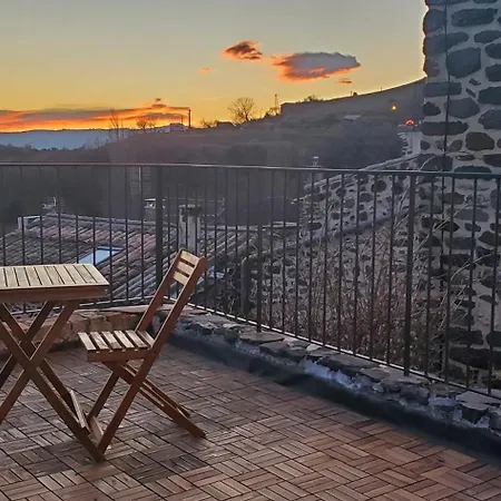 De Village 2p, Terrasse De Toit Et Jacuzzi Privatif Holiday home